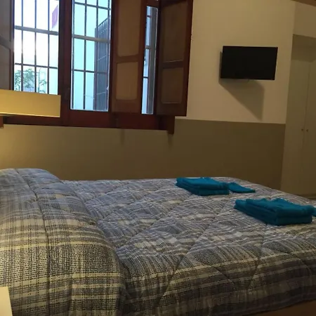 Sunset ベッド・アンド・ブレックファスト 3*